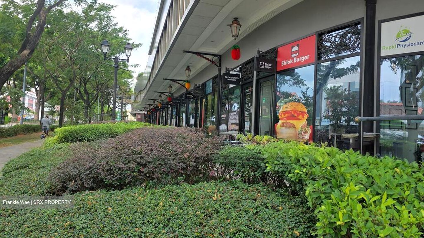Stars Of Kovan (D19), Retail #521917671